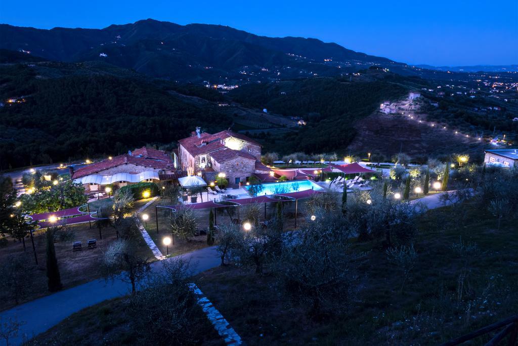 Hotel Villa Volpi Лука Екстериор снимка